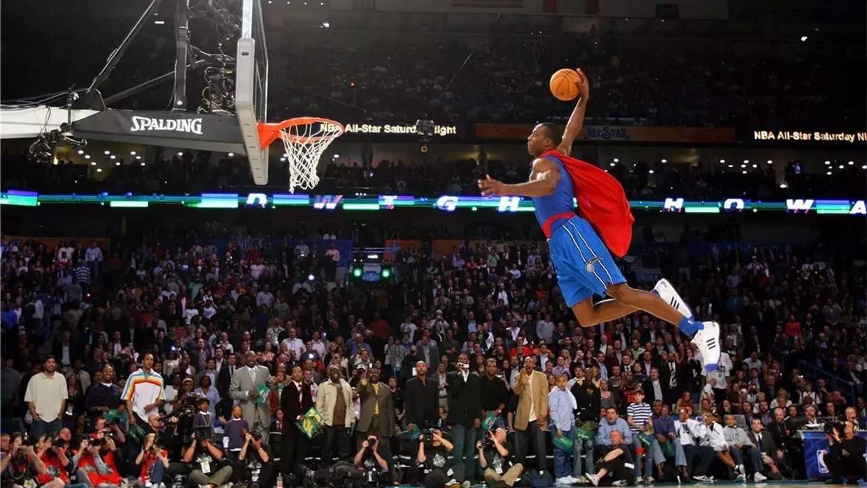 卡利亚里1-0十人罗马，加埃塔诺替补建功，切利克染红（加埃塔诺替补致胜，切利克染红，卡利亚里1-0力克十人罗马）